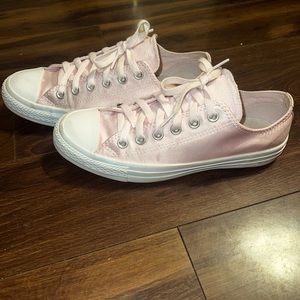 converse low top chuck taylor